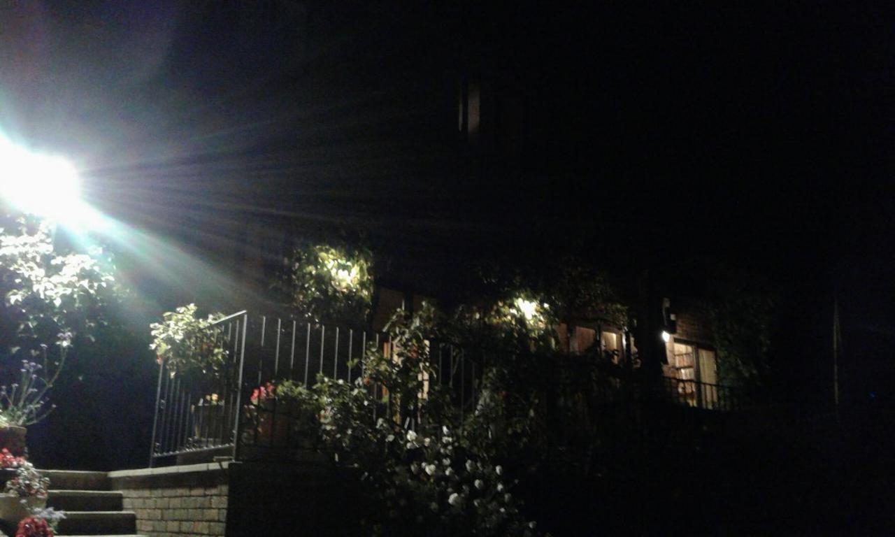 Woodpeckers Cottage B&B Pett 외부 사진