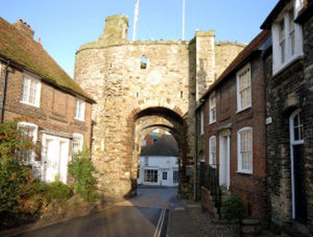 Woodpeckers Cottage B&B Pett 외부 사진