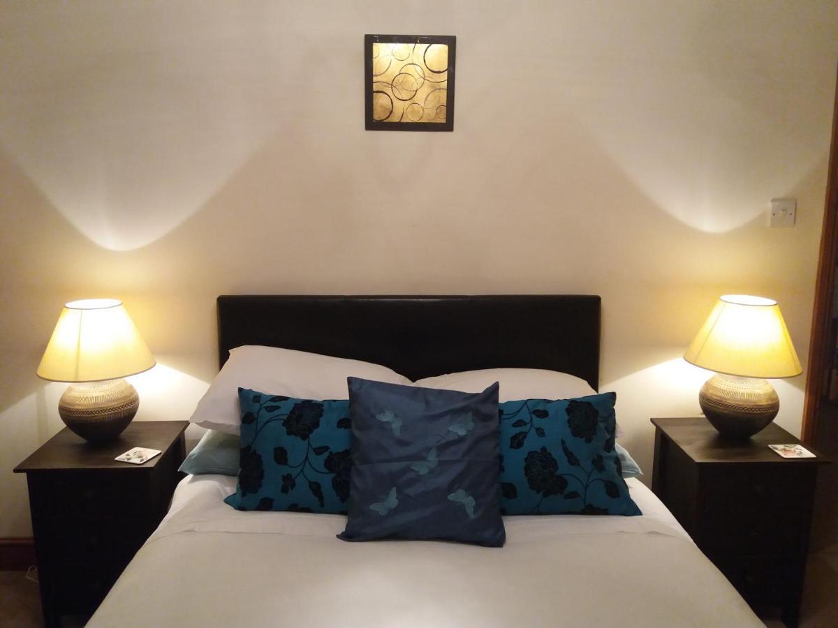 Woodpeckers Cottage B&B Pett 외부 사진