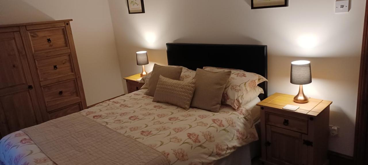 Woodpeckers Cottage B&B Pett 외부 사진